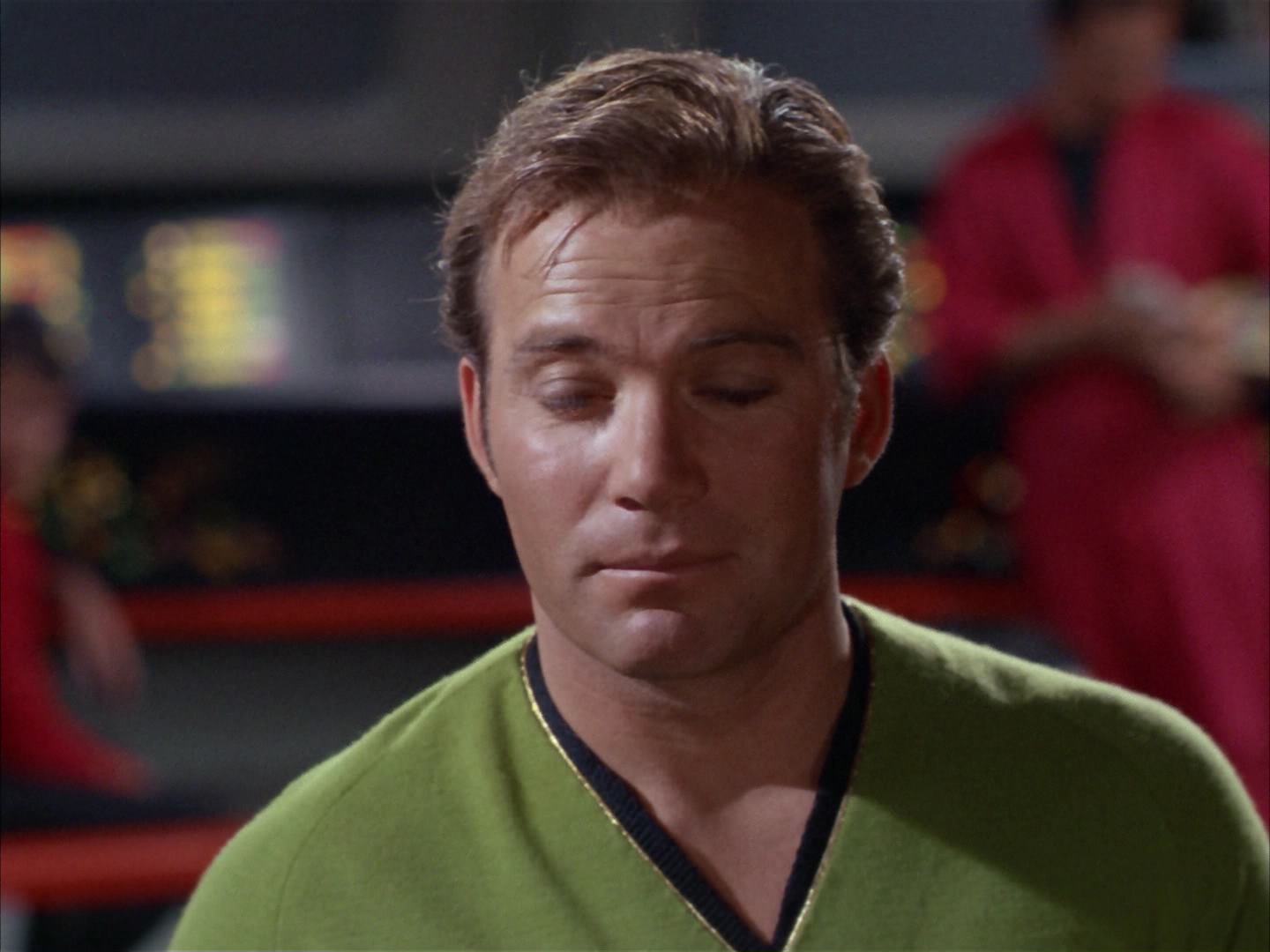 ariane179254_StarTrek_2x14_WolfInTheFold_3080.jpg