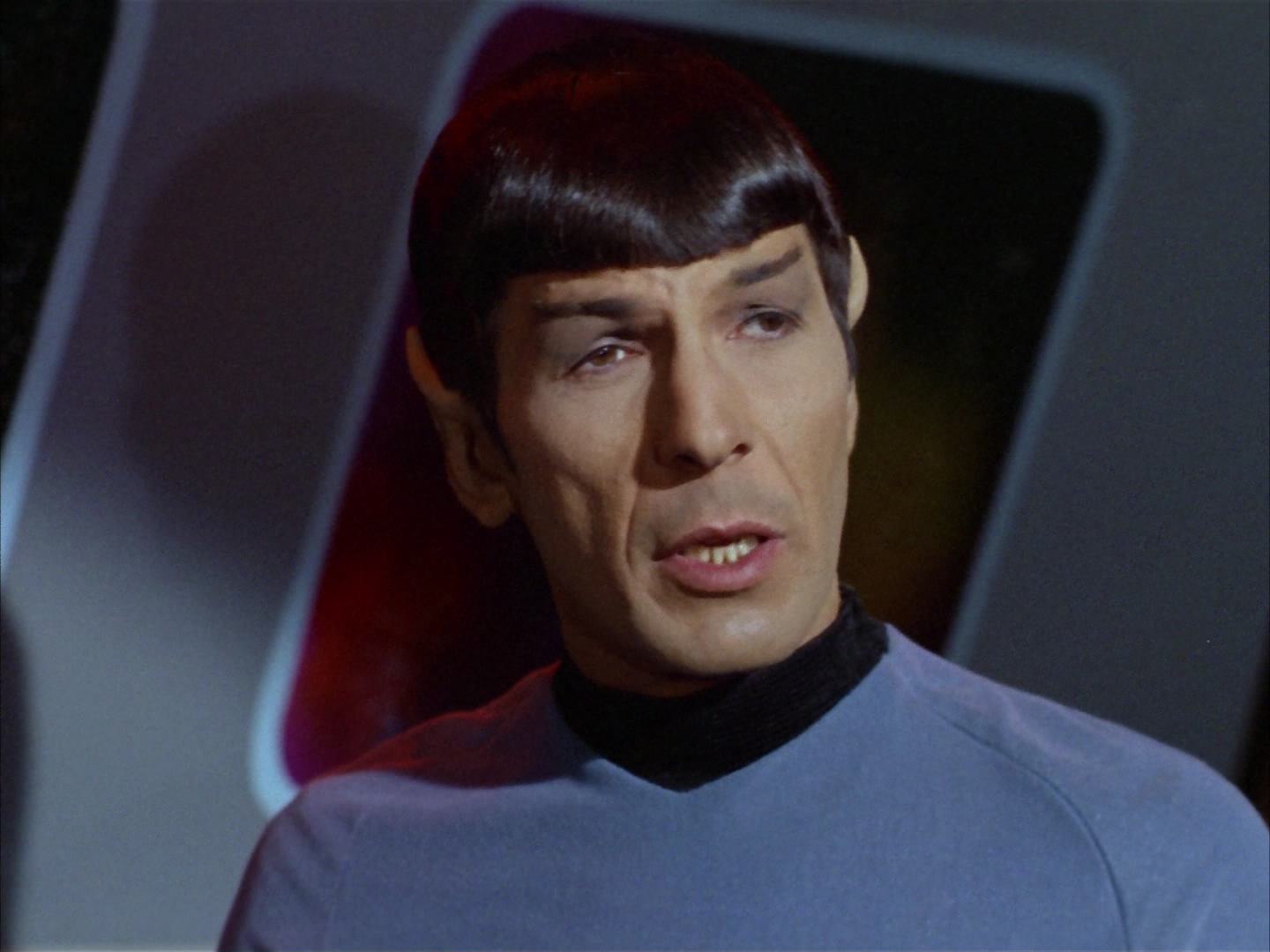 ariane179254_StarTrek_2x14_WolfInTheFold_3081.jpg