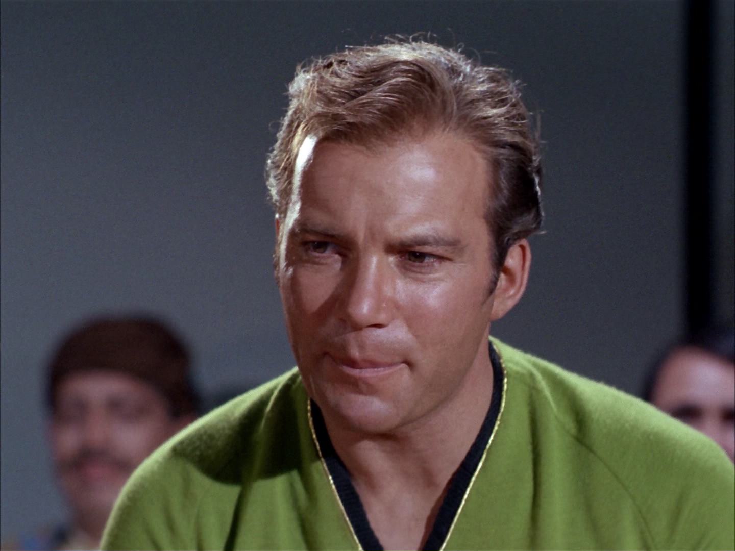 ariane179254_StarTrek_2x14_WolfInTheFold_3151.jpg