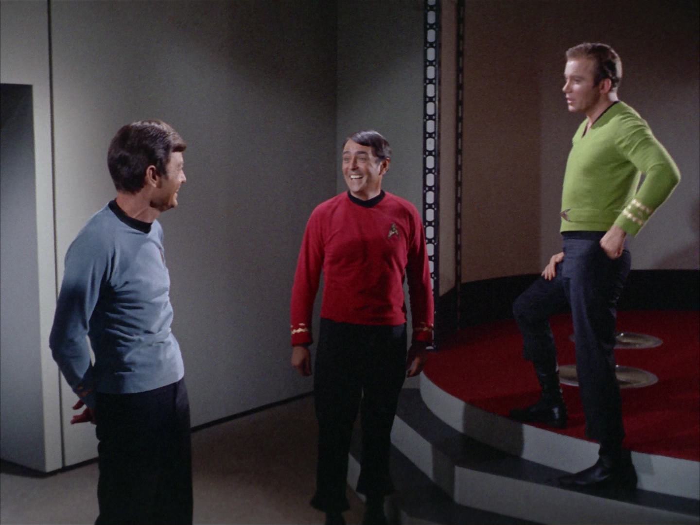 ariane179254_StarTrek_2x14_WolfInTheFold_3300.jpg