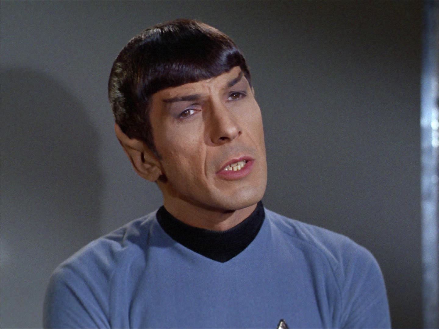 ariane179254_StarTrek_2x14_WolfInTheFold_3330.jpg