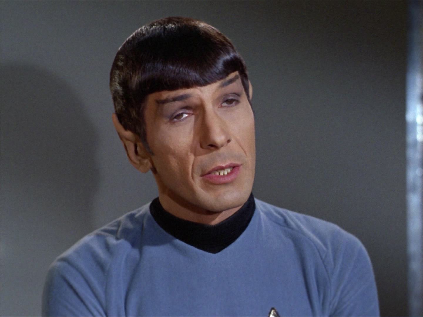 ariane179254_StarTrek_2x14_WolfInTheFold_3332.jpg