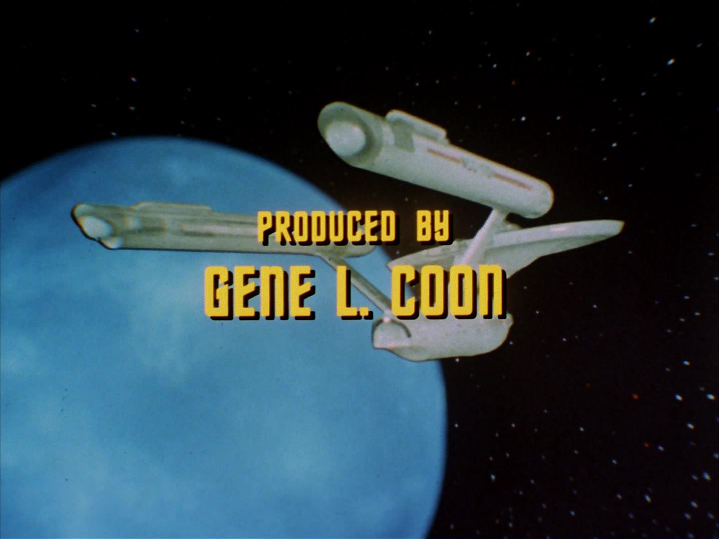 ariane179254_StarTrek_2x14_WolfInTheFold_3387.jpg