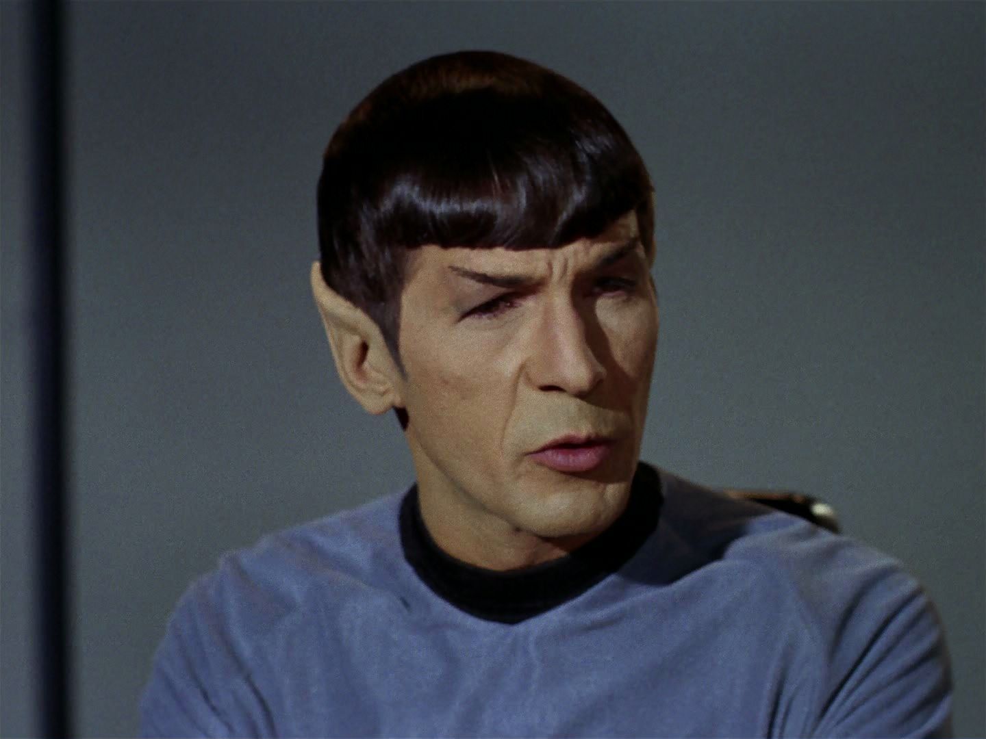 ariane179254_StarTrek_2x15_TheTroubleWithTribbles_0014.jpg