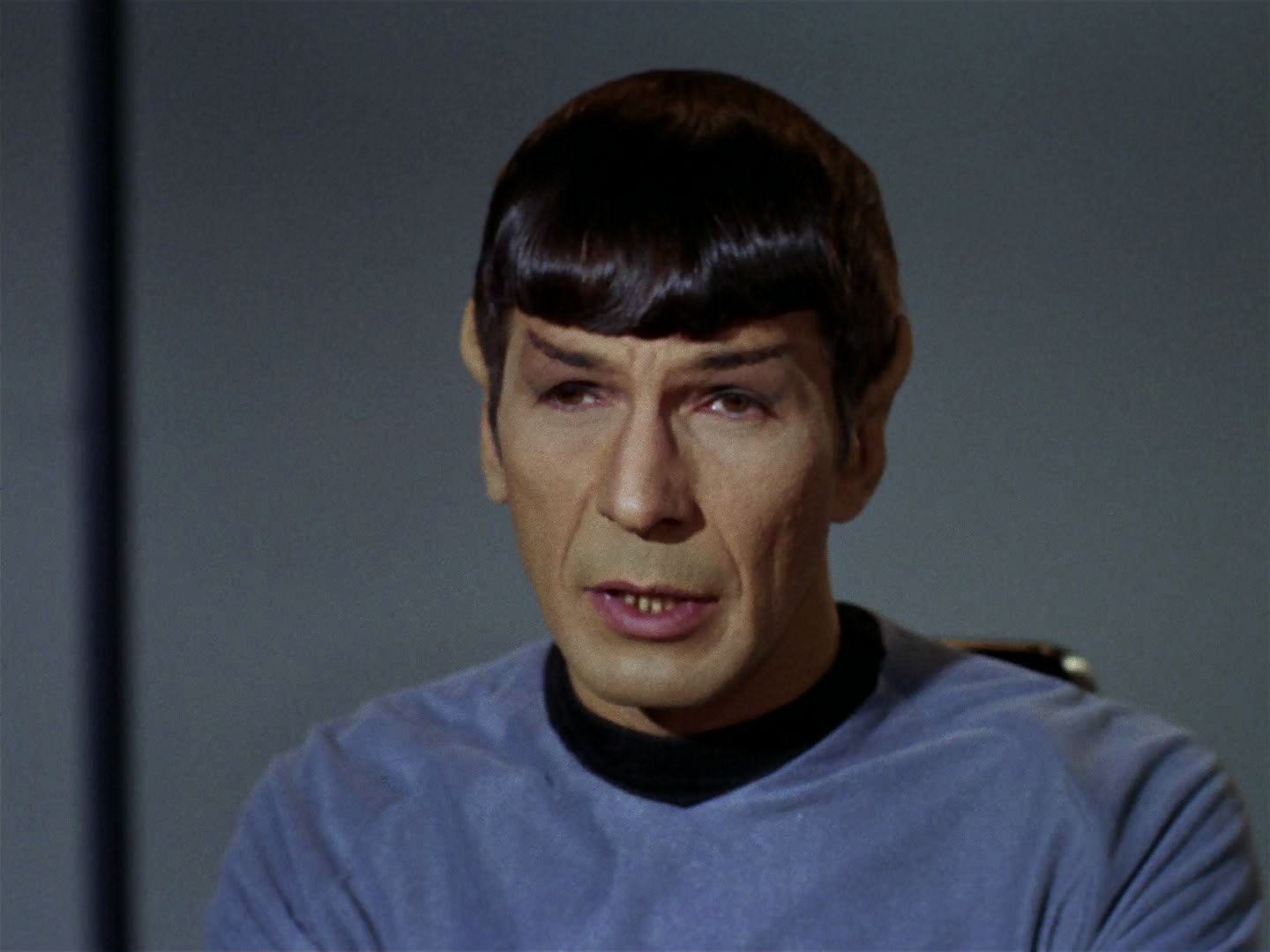 ariane179254_StarTrek_2x15_TheTroubleWithTribbles_0021.jpg