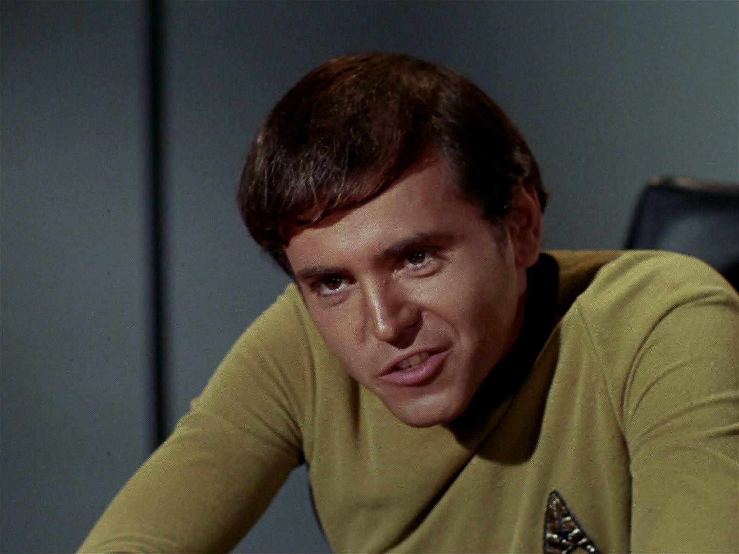 ariane179254_StarTrek_2x15_TheTroubleWithTribbles_0031.jpg