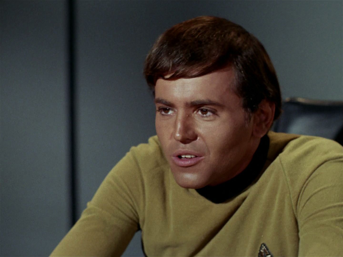 ariane179254_StarTrek_2x15_TheTroubleWithTribbles_0038.jpg