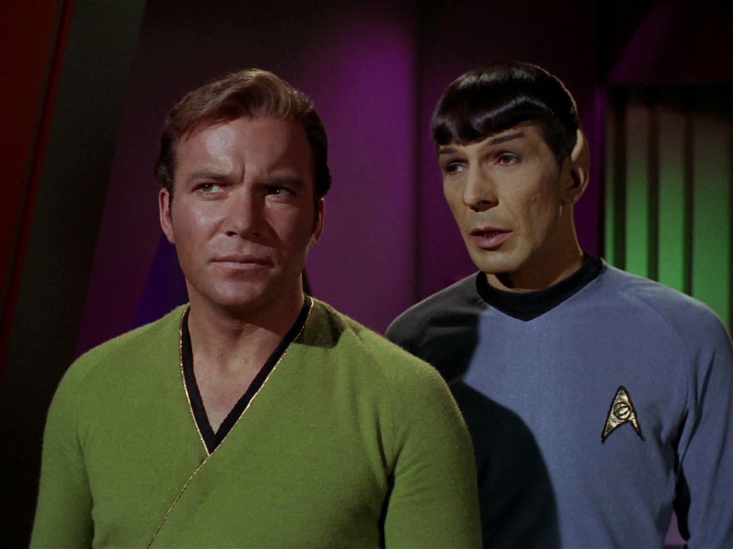 ariane179254_StarTrek_2x15_TheTroubleWithTribbles_0131.jpg