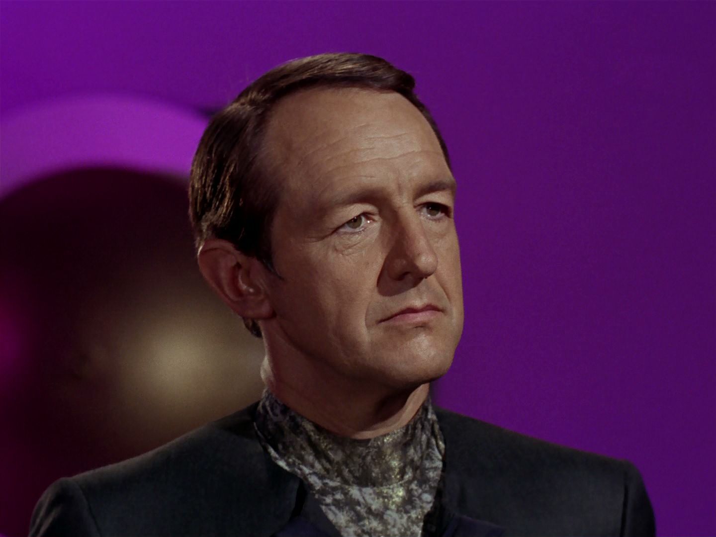 ariane179254_StarTrek_2x15_TheTroubleWithTribbles_0207.jpg