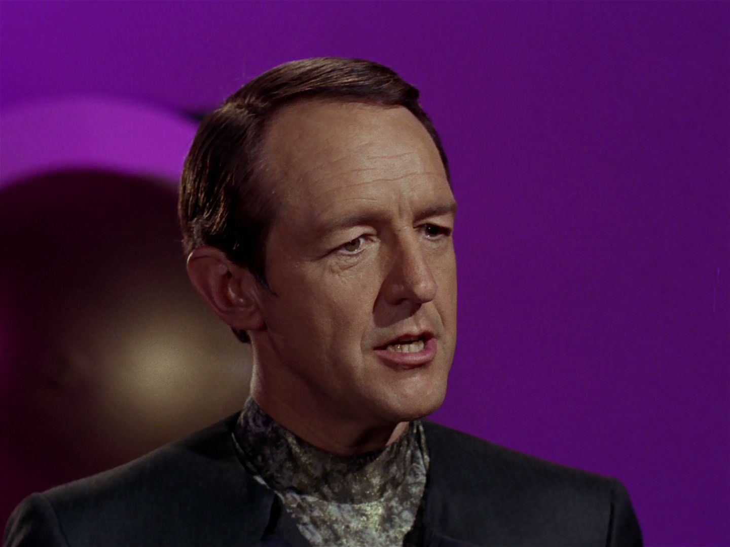 ariane179254_StarTrek_2x15_TheTroubleWithTribbles_0212.jpg