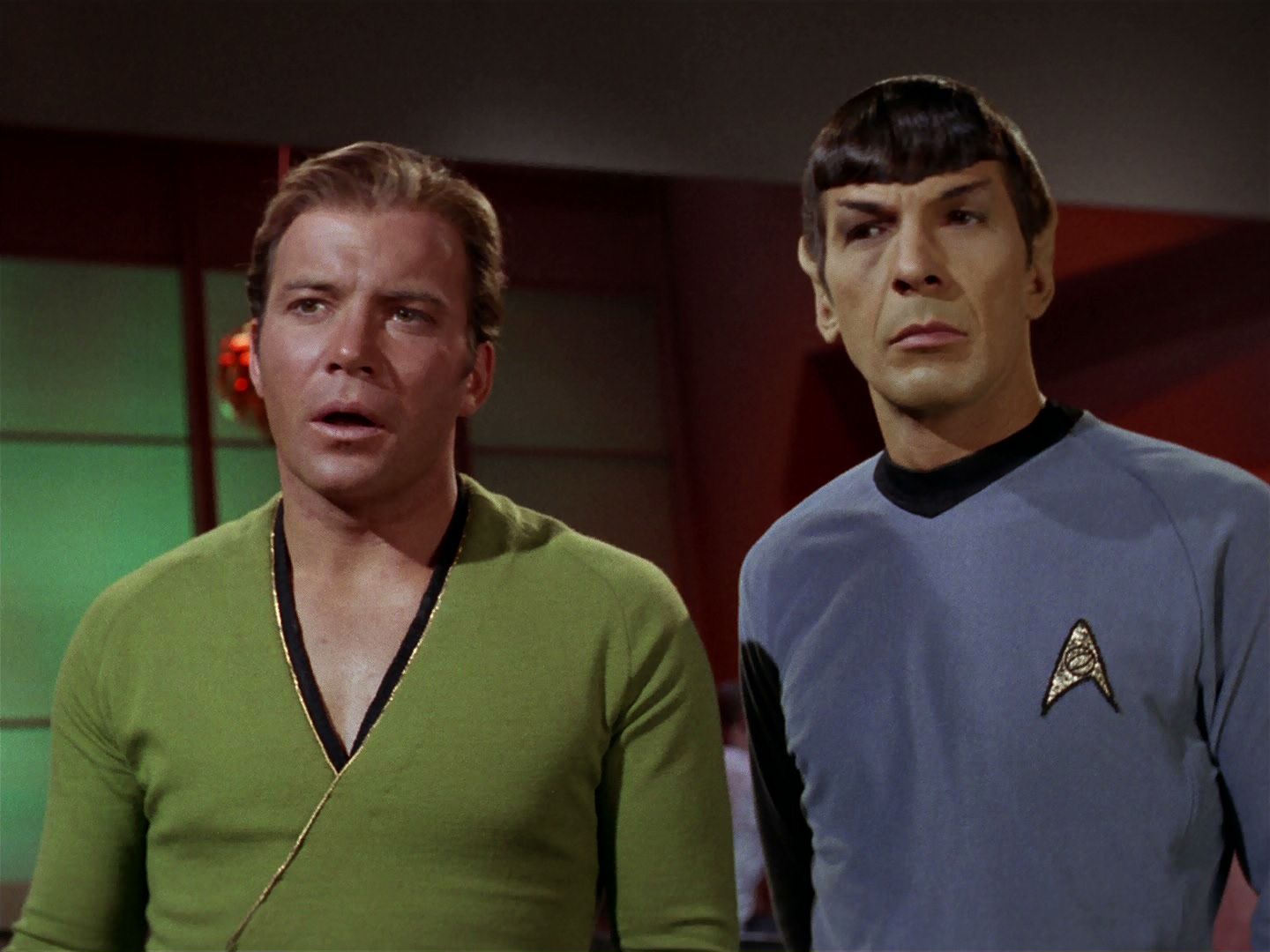 ariane179254_StarTrek_2x15_TheTroubleWithTribbles_0242.jpg