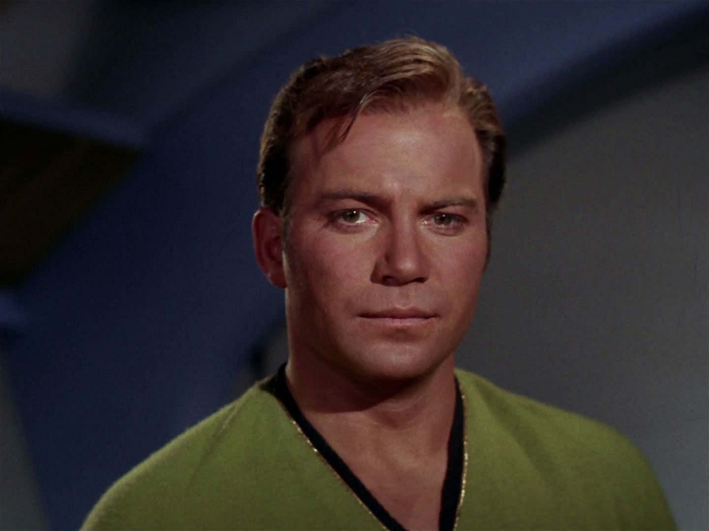 ariane179254_StarTrek_2x15_TheTroubleWithTribbles_0351.jpg