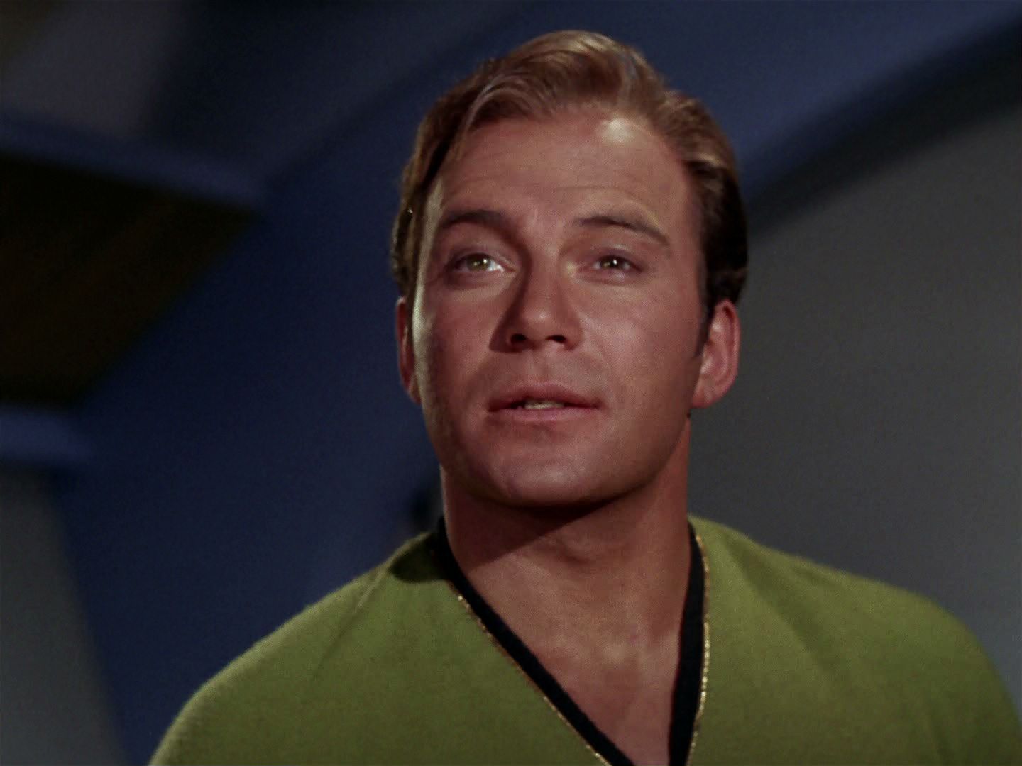 ariane179254_StarTrek_2x15_TheTroubleWithTribbles_0354.jpg