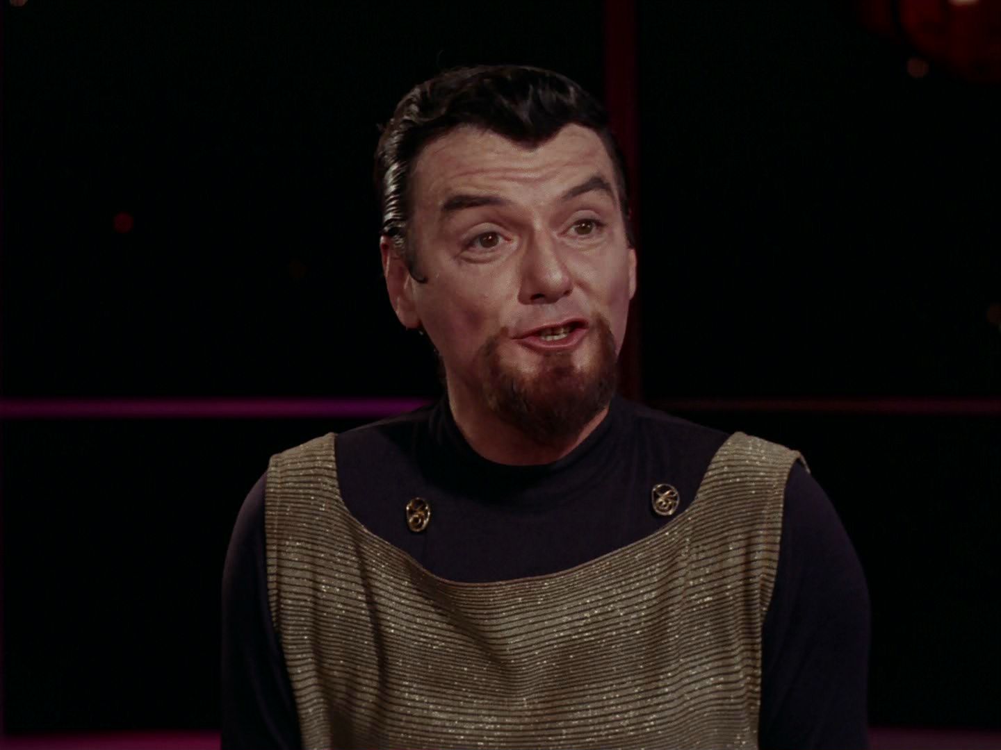 ariane179254_StarTrek_2x15_TheTroubleWithTribbles_0430.jpg