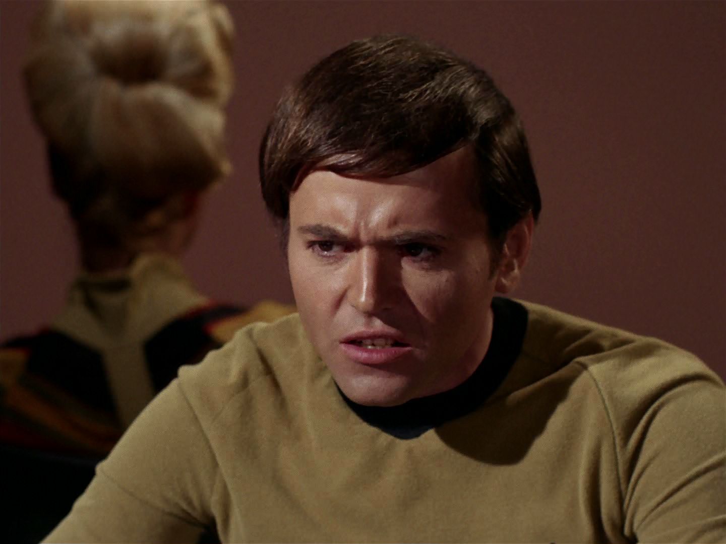 ariane179254_StarTrek_2x15_TheTroubleWithTribbles_0610.jpg