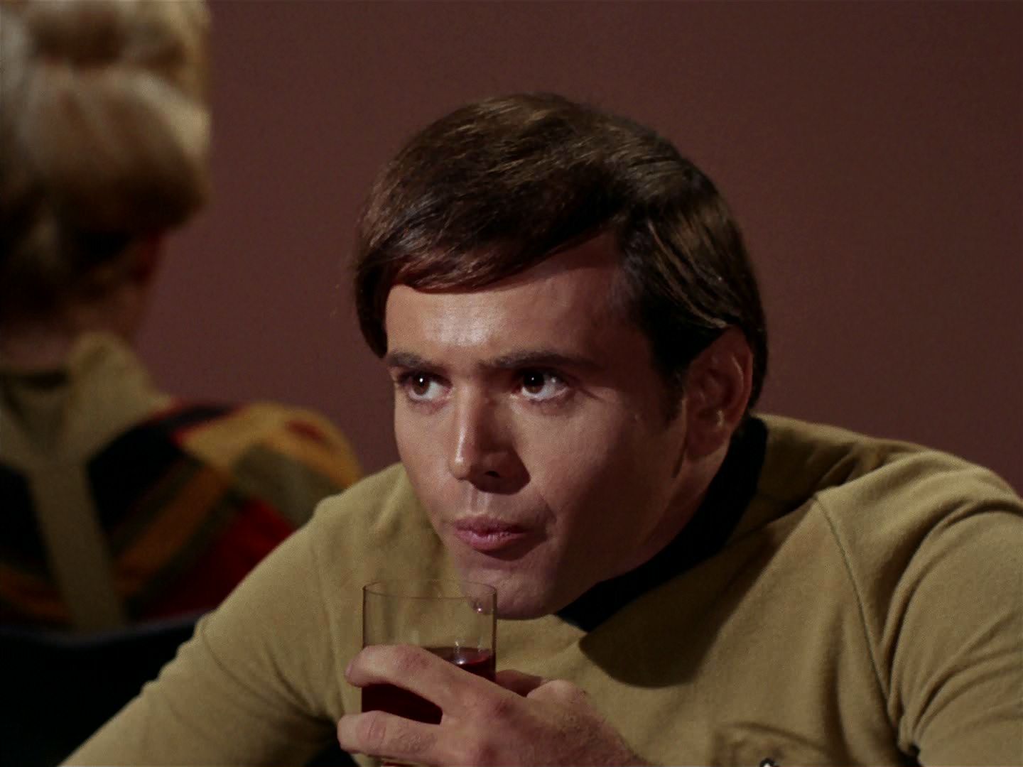 ariane179254_StarTrek_2x15_TheTroubleWithTribbles_0666.jpg