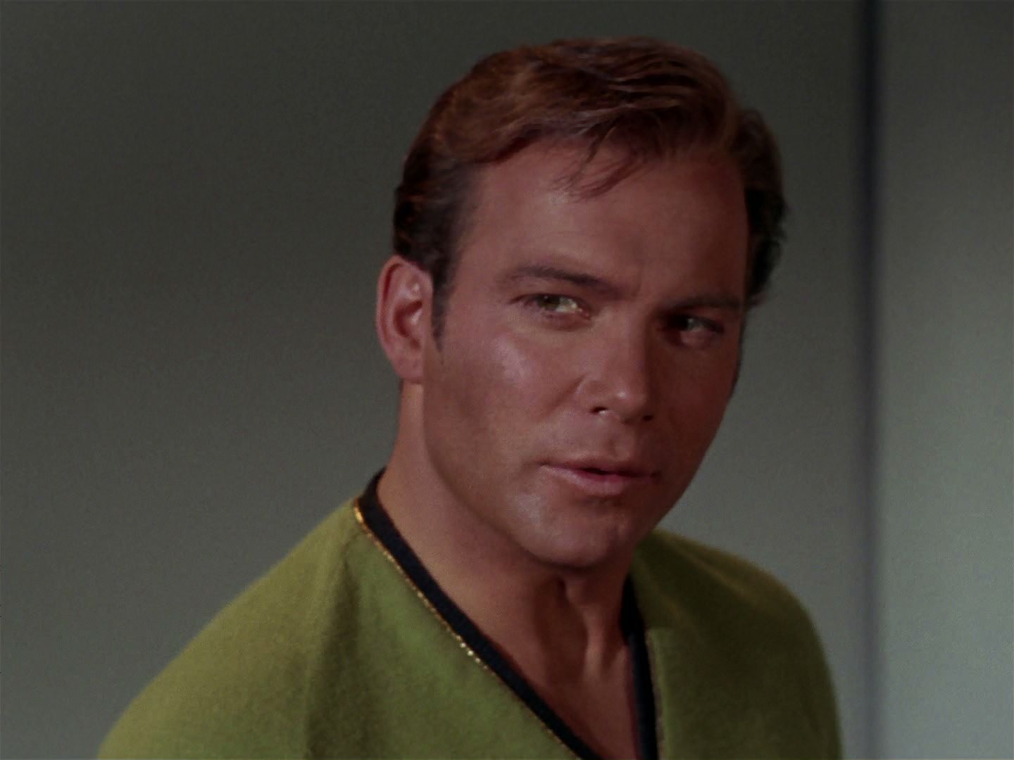 ariane179254_StarTrek_2x15_TheTroubleWithTribbles_0776.jpg