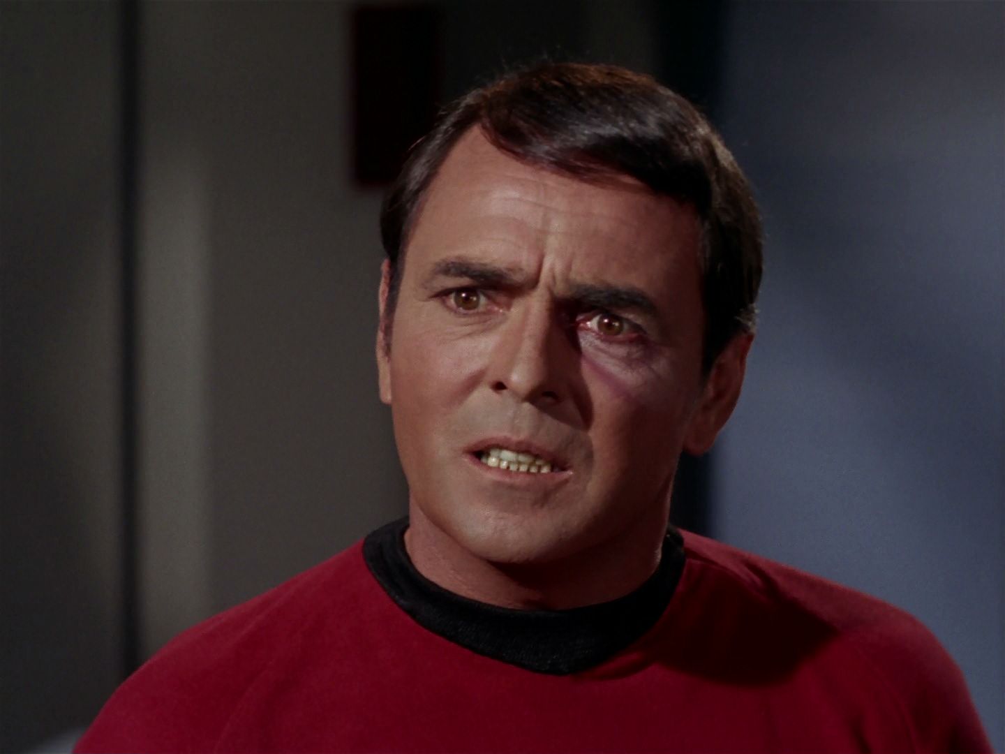 ariane179254_StarTrek_2x15_TheTroubleWithTribbles_0835.jpg