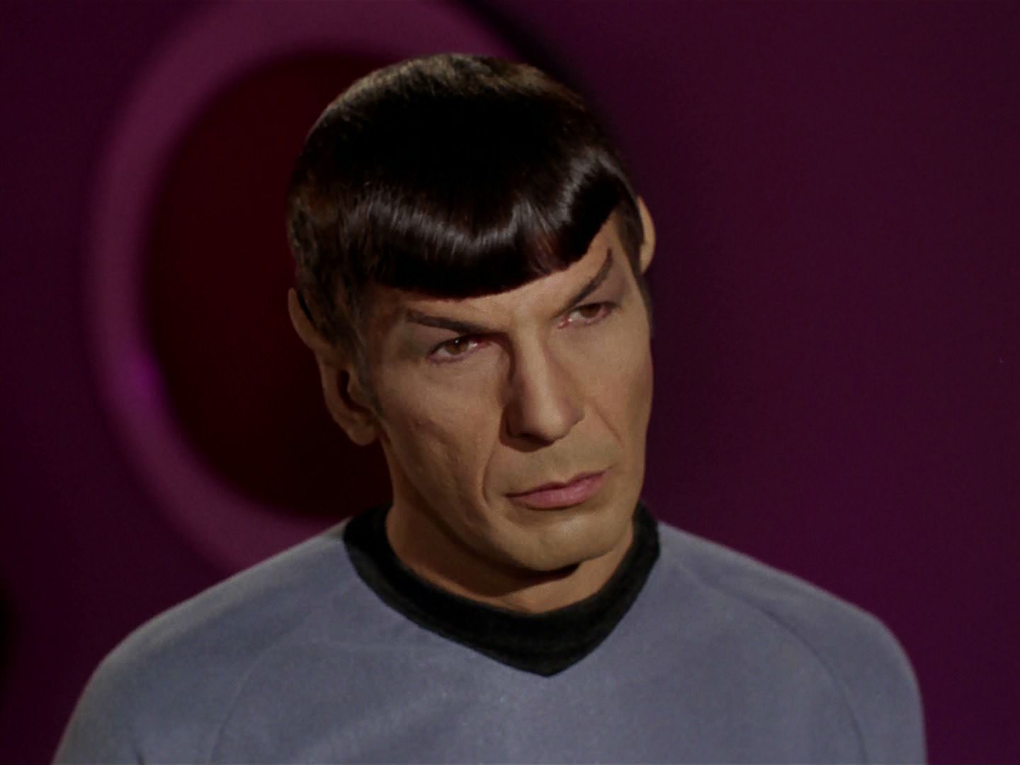 ariane179254_StarTrek_2x15_TheTroubleWithTribbles_1092.jpg