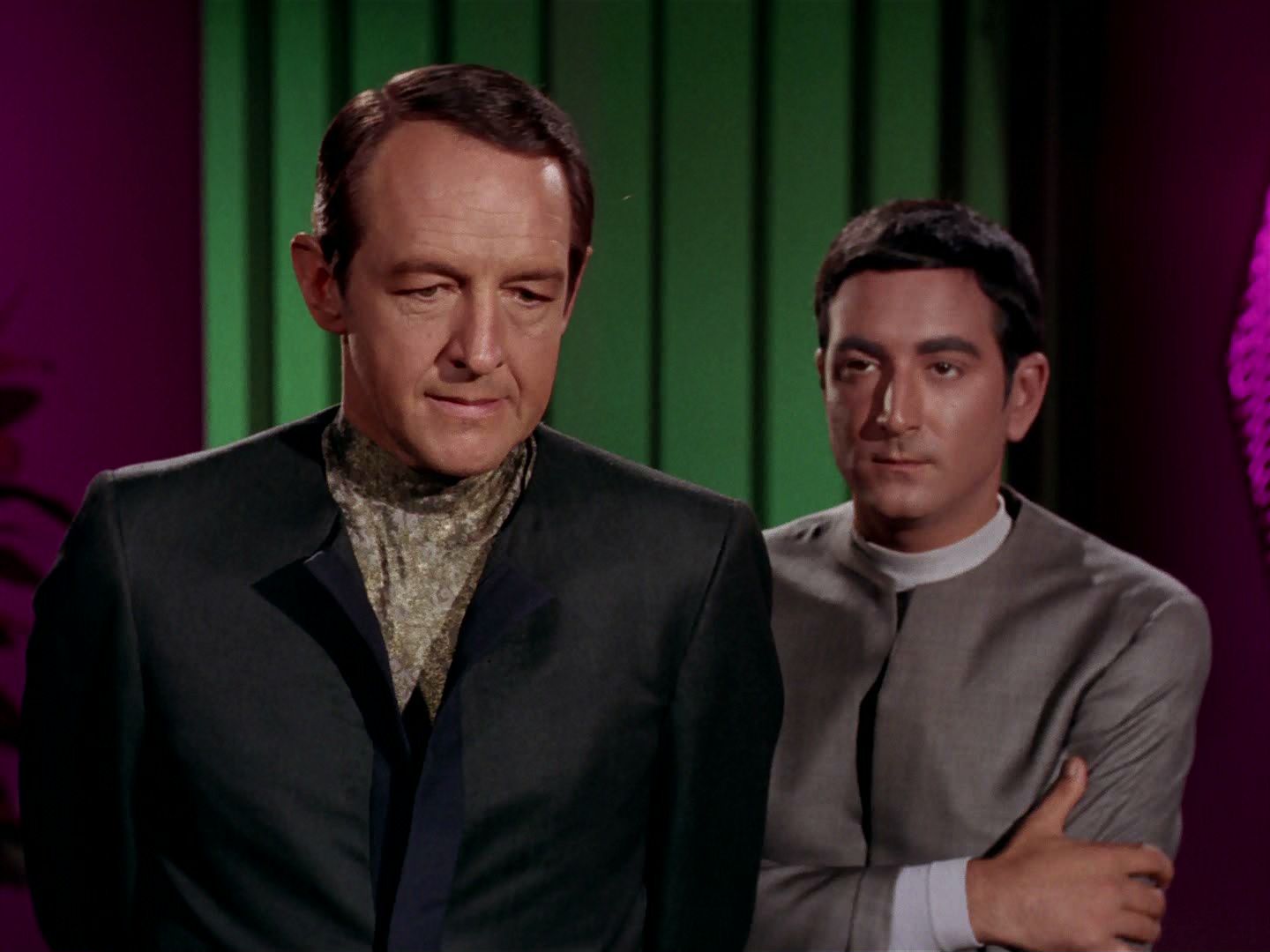 ariane179254_StarTrek_2x15_TheTroubleWithTribbles_1102.jpg