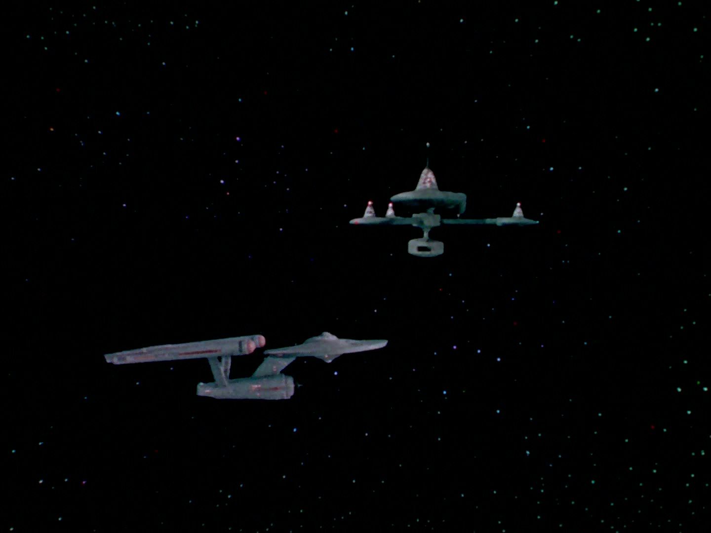ariane179254_StarTrek_2x15_TheTroubleWithTribbles_1114.jpg