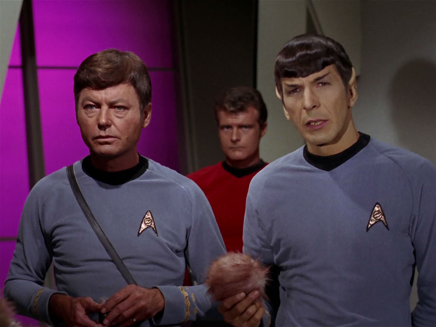 ariane179254_StarTrek_2x15_TheTroubleWithTribbles_1264.jpg