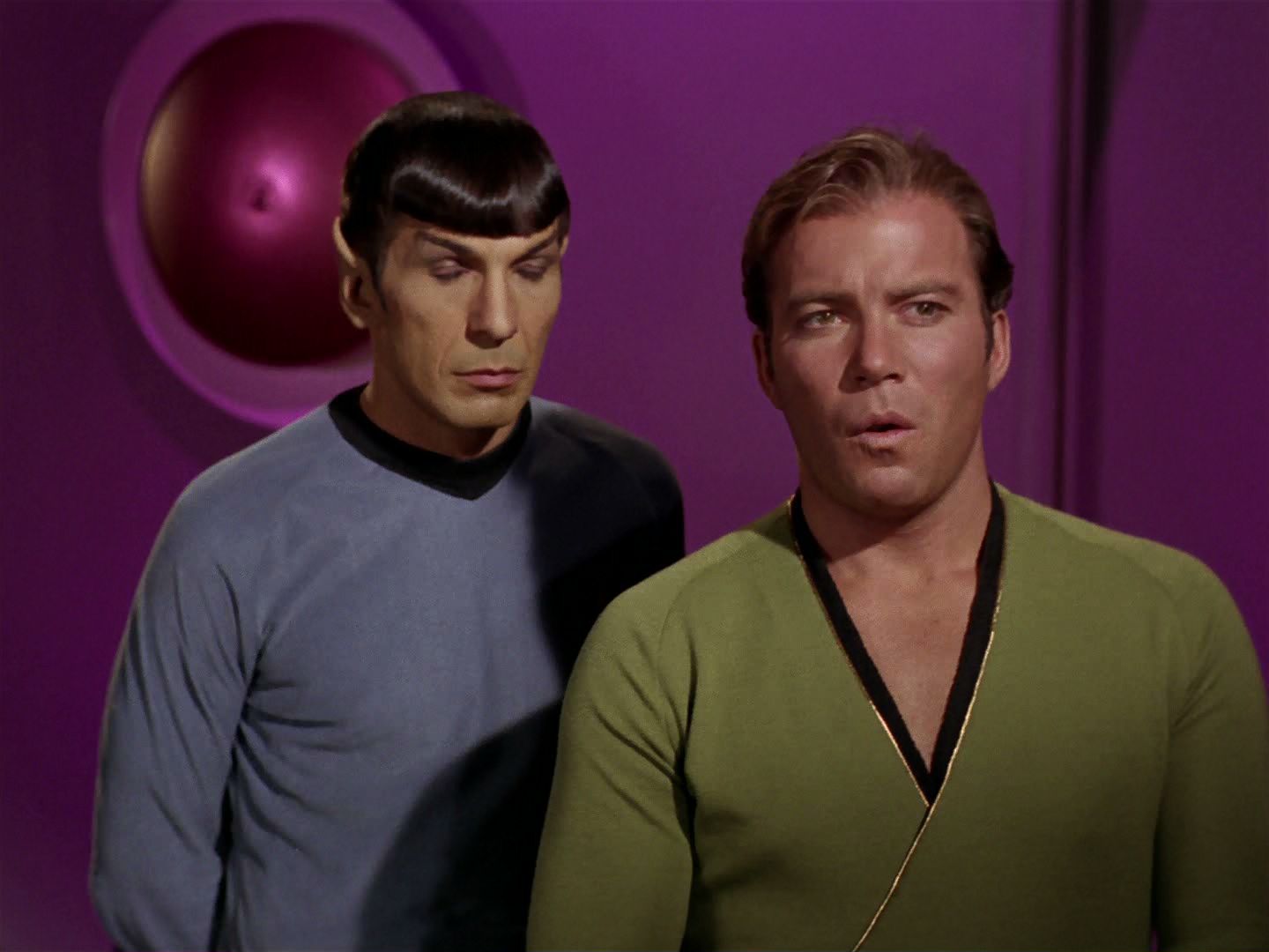 ariane179254_StarTrek_2x15_TheTroubleWithTribbles_1320.jpg
