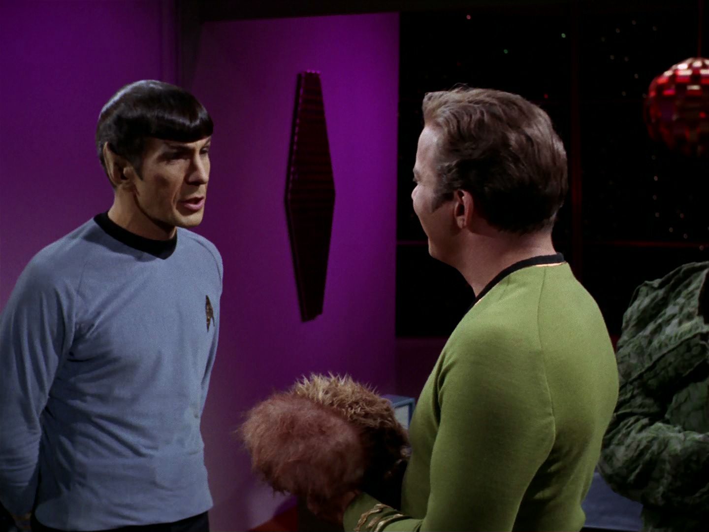 ariane179254_StarTrek_2x15_TheTroubleWithTribbles_1365.jpg