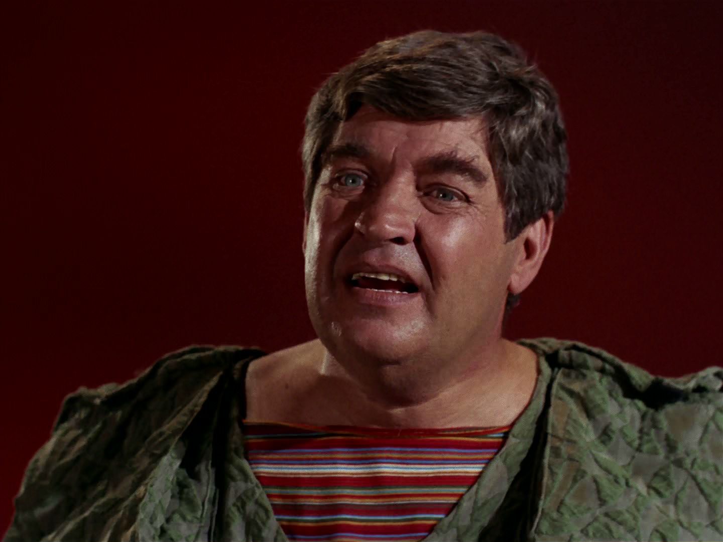 ariane179254_StarTrek_2x15_TheTroubleWithTribbles_1457.jpg