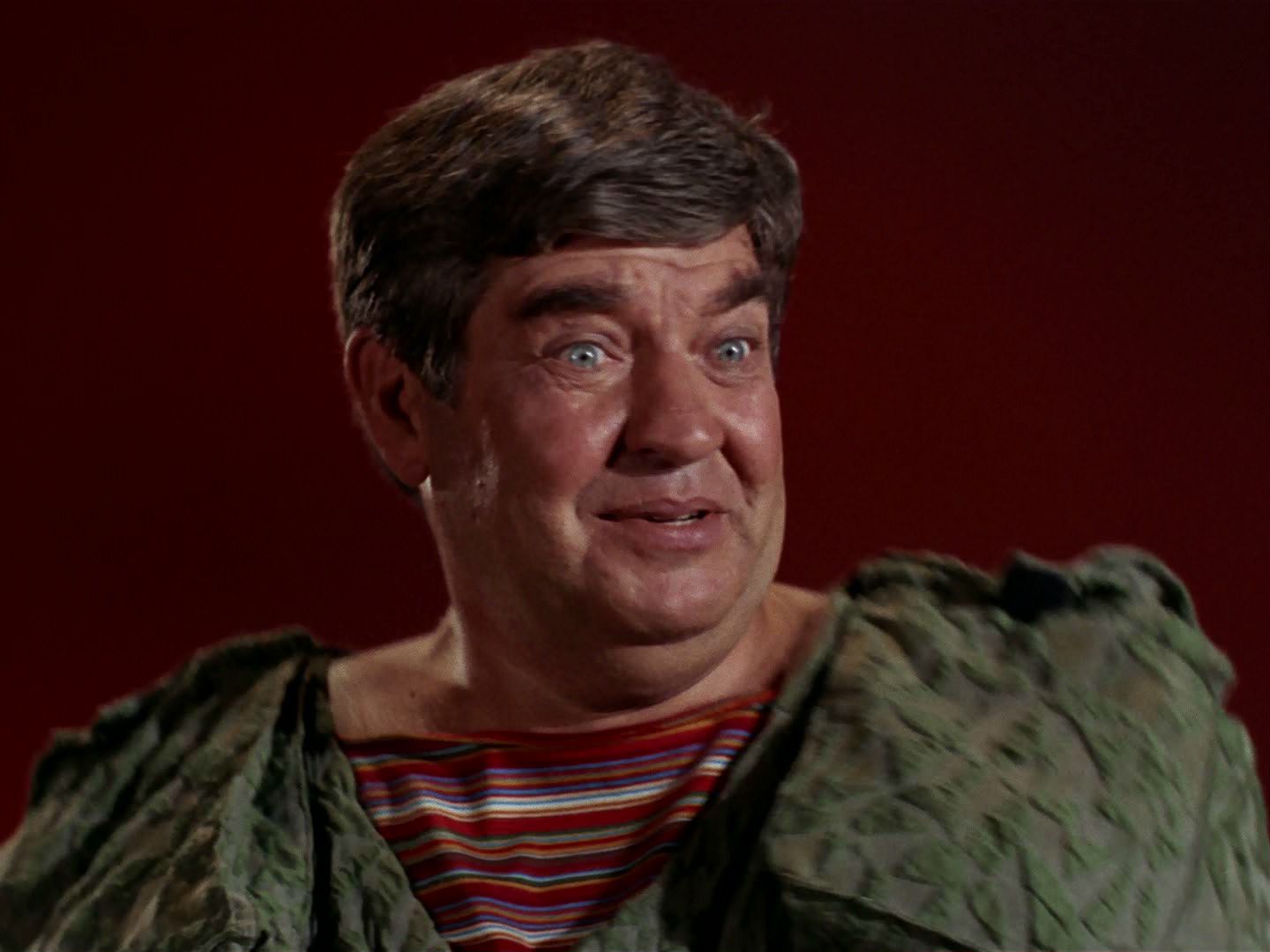 ariane179254_StarTrek_2x15_TheTroubleWithTribbles_1463.jpg