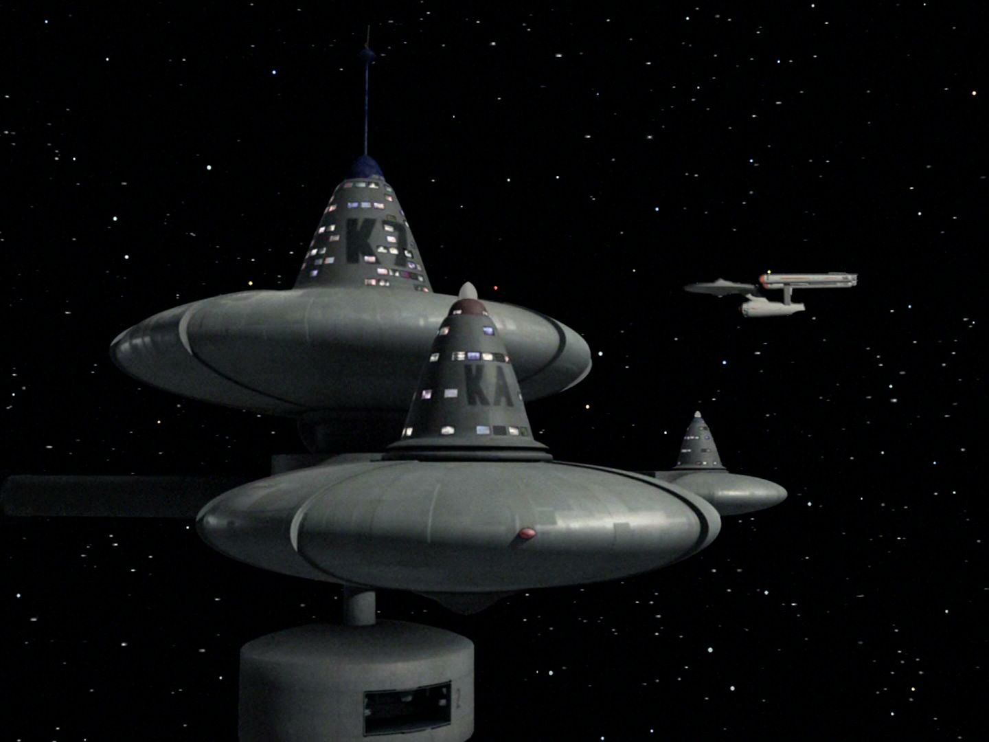 ariane179254_StarTrek_2x15_TheTroubleWithTribbles_NewEffects_0040.jpg