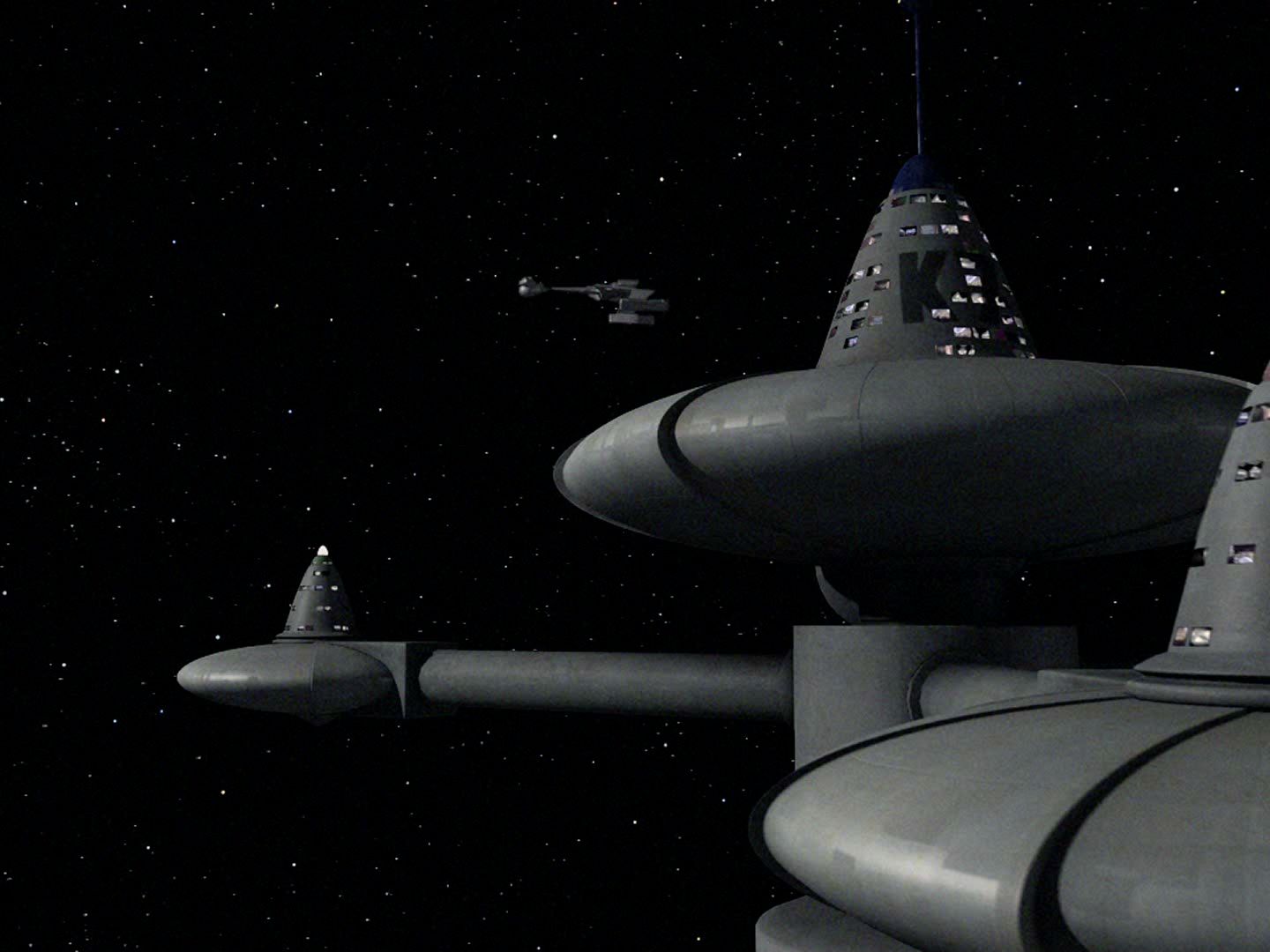 ariane179254_StarTrek_2x15_TheTroubleWithTribbles_NewEffects_0055.jpg