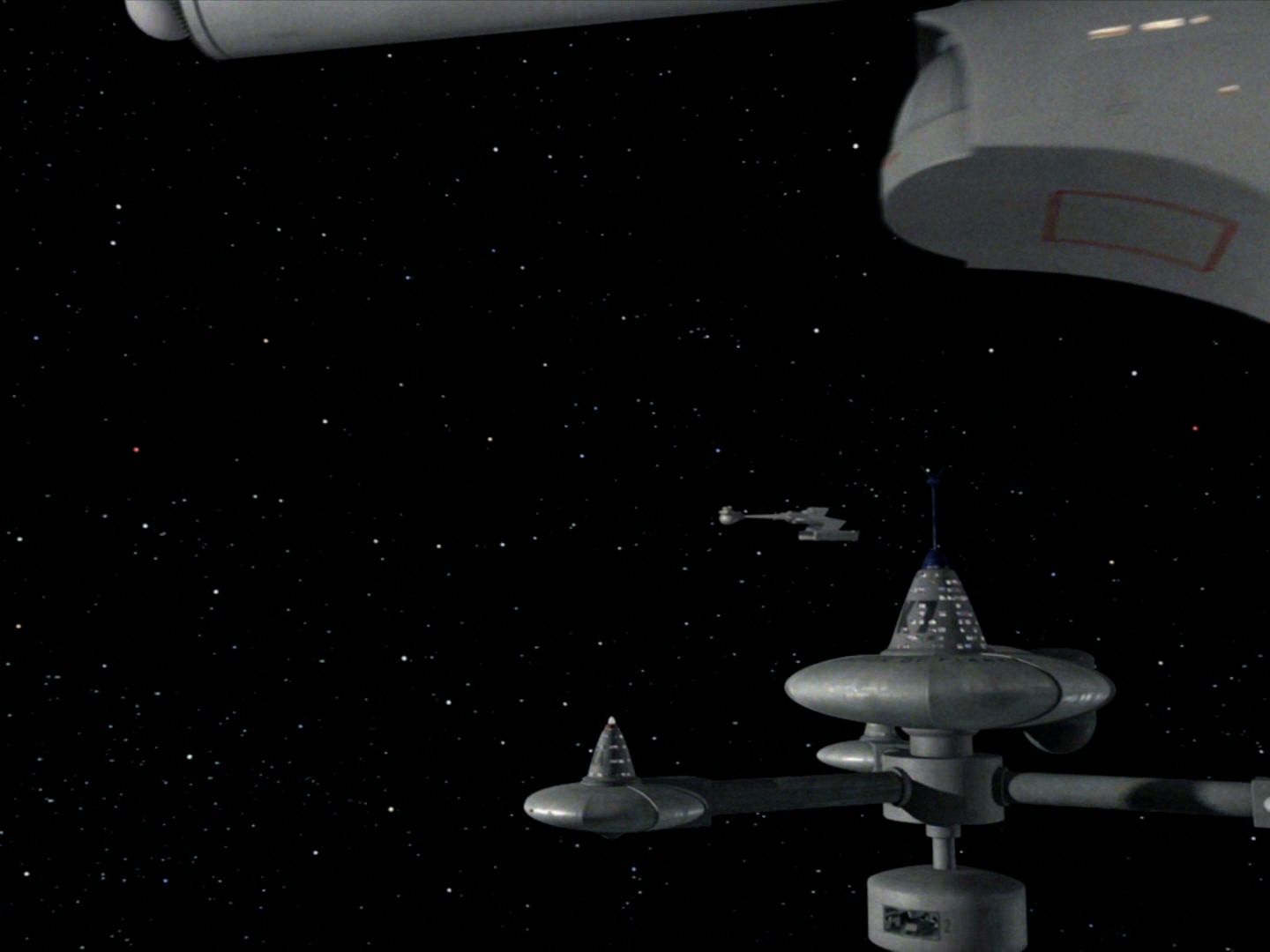 ariane179254_StarTrek_2x15_TheTroubleWithTribbles_NewEffects_0078.jpg