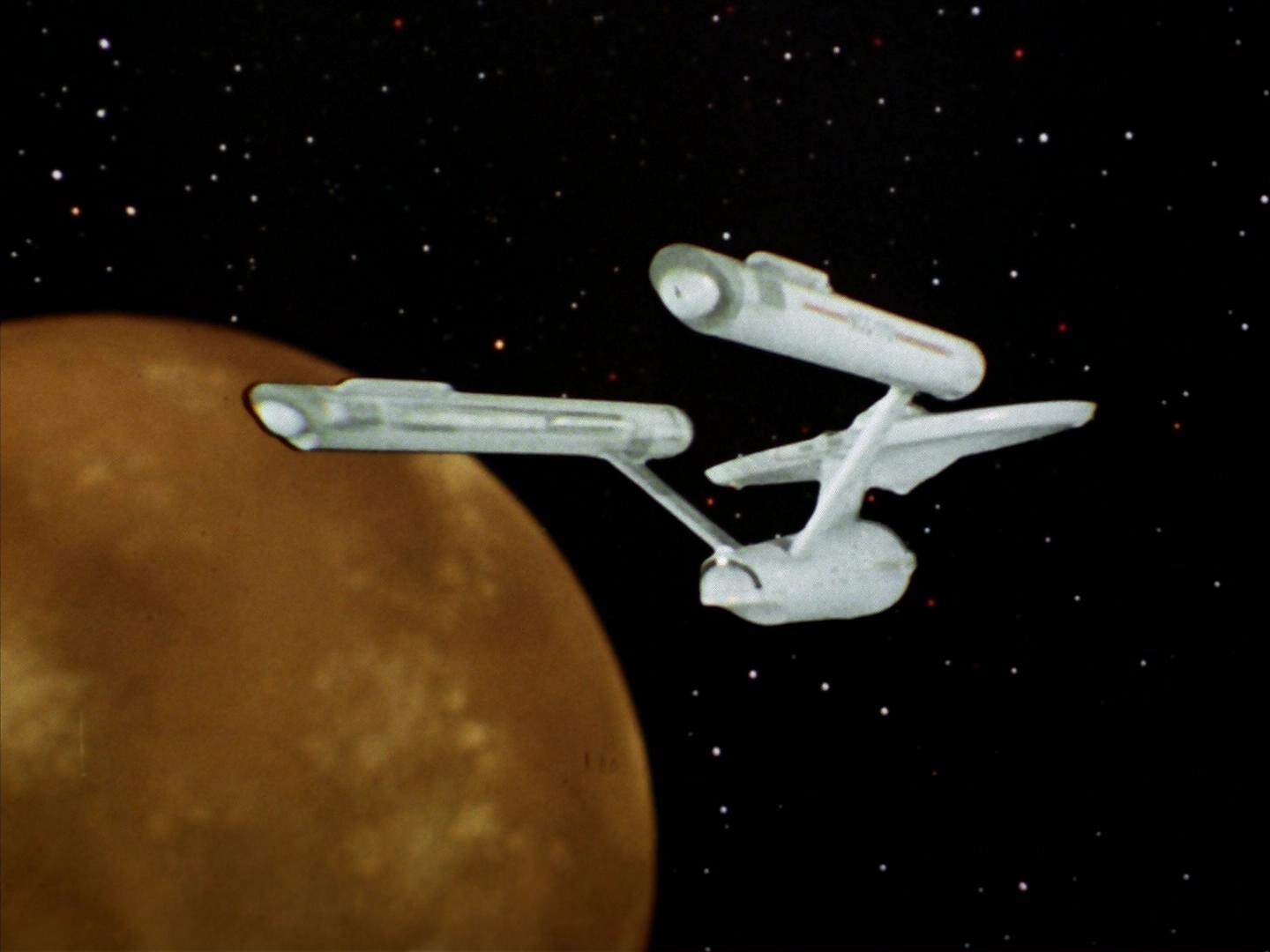 ariane179254_StarTrek_2x16_TheGamestersOfTriskelion_0012.jpg