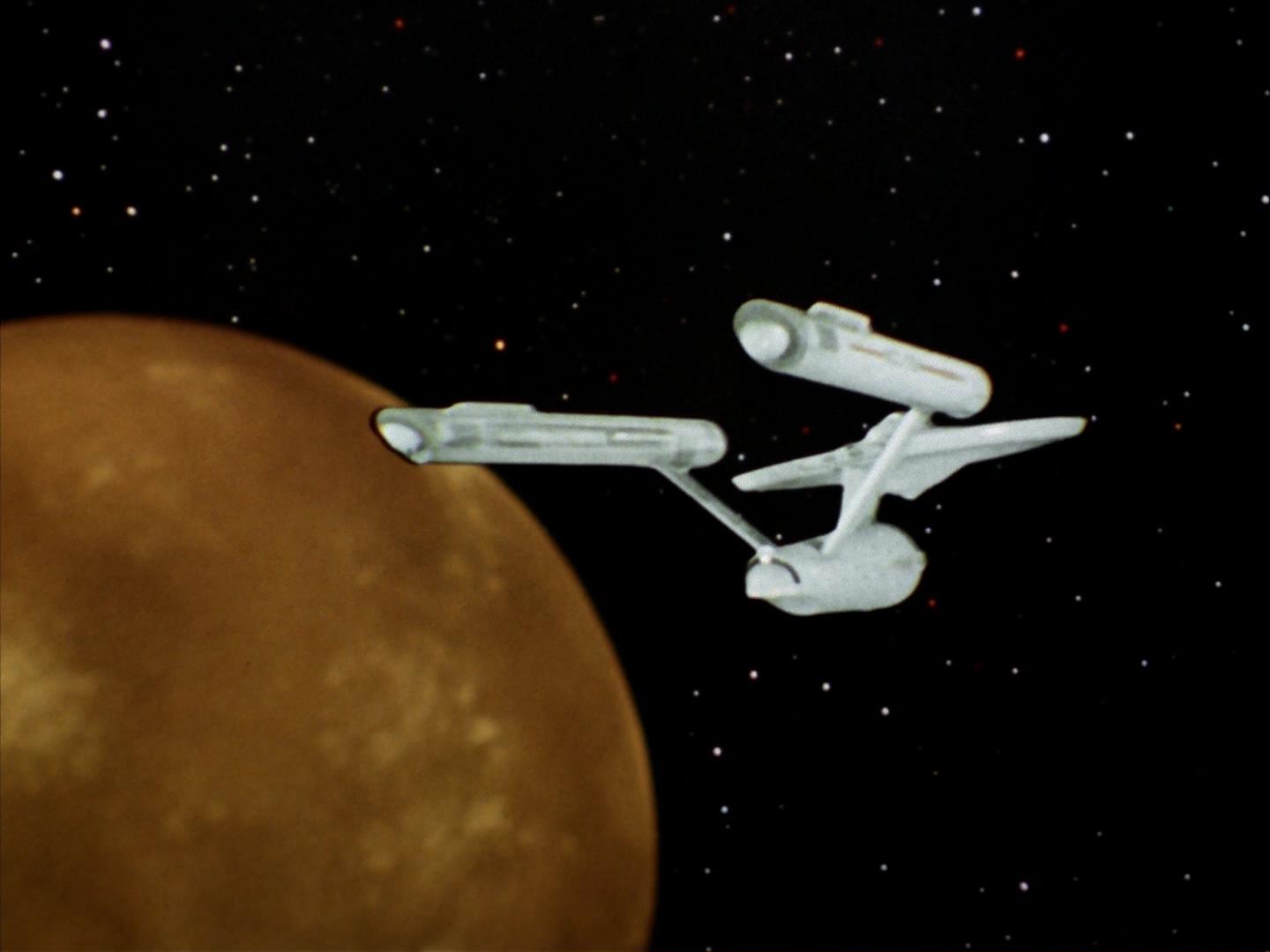 ariane179254_StarTrek_2x16_TheGamestersOfTriskelion_0013.jpg