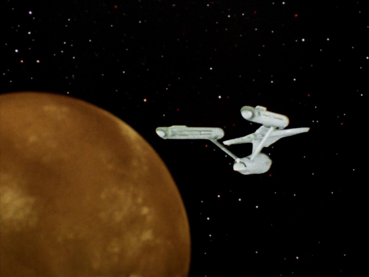 ariane179254_StarTrek_2x16_TheGamestersOfTriskelion_0015.jpg