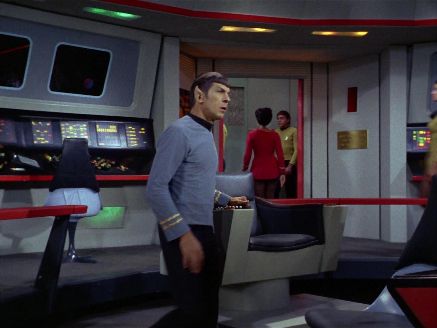 ariane179254_StarTrek_2x16_TheGamestersOfTriskelion_0036.jpg