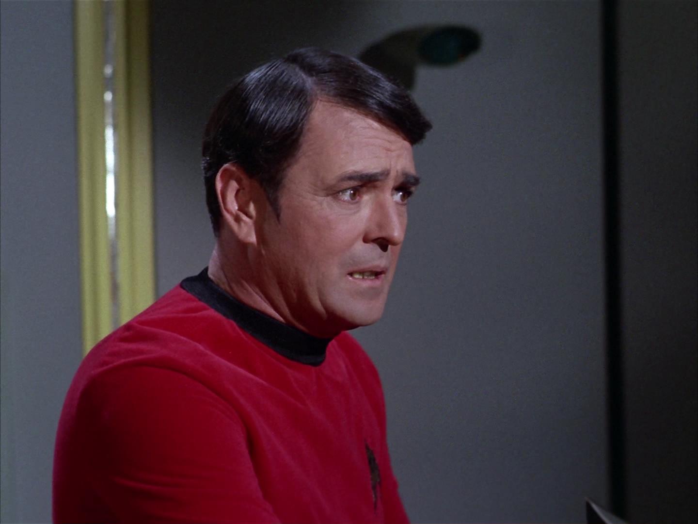 ariane179254_StarTrek_2x16_TheGamestersOfTriskelion_0089.jpg
