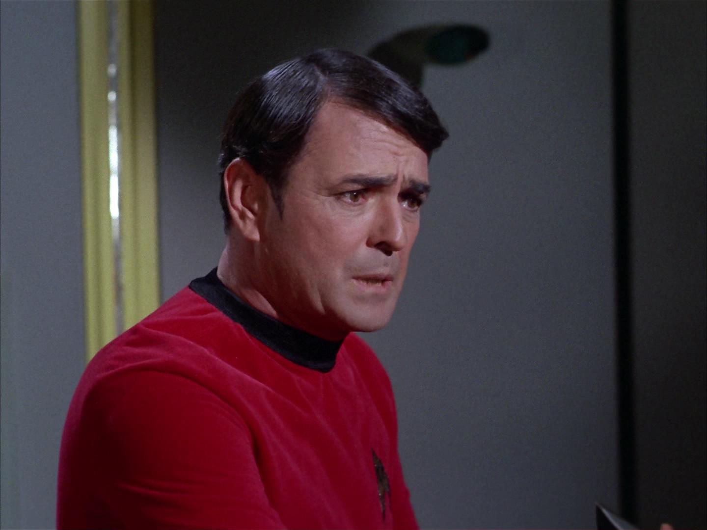 ariane179254_StarTrek_2x16_TheGamestersOfTriskelion_0091.jpg