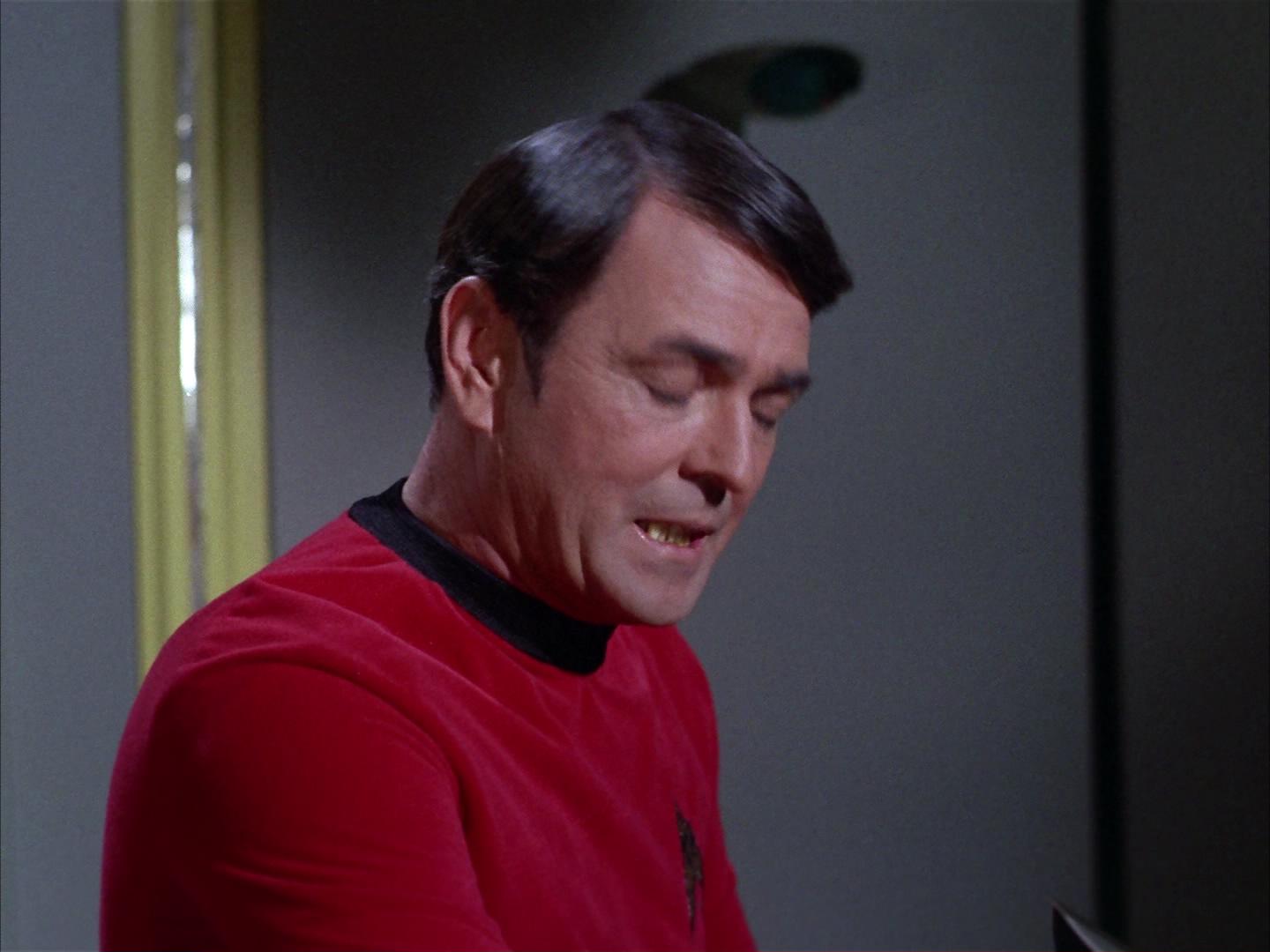 ariane179254_StarTrek_2x16_TheGamestersOfTriskelion_0109.jpg