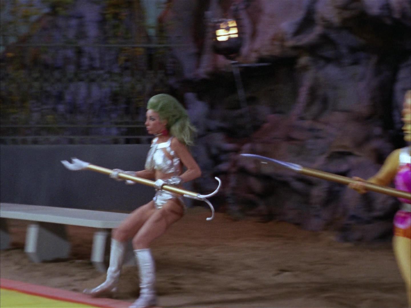 ariane179254_StarTrek_2x16_TheGamestersOfTriskelion_0154.jpg