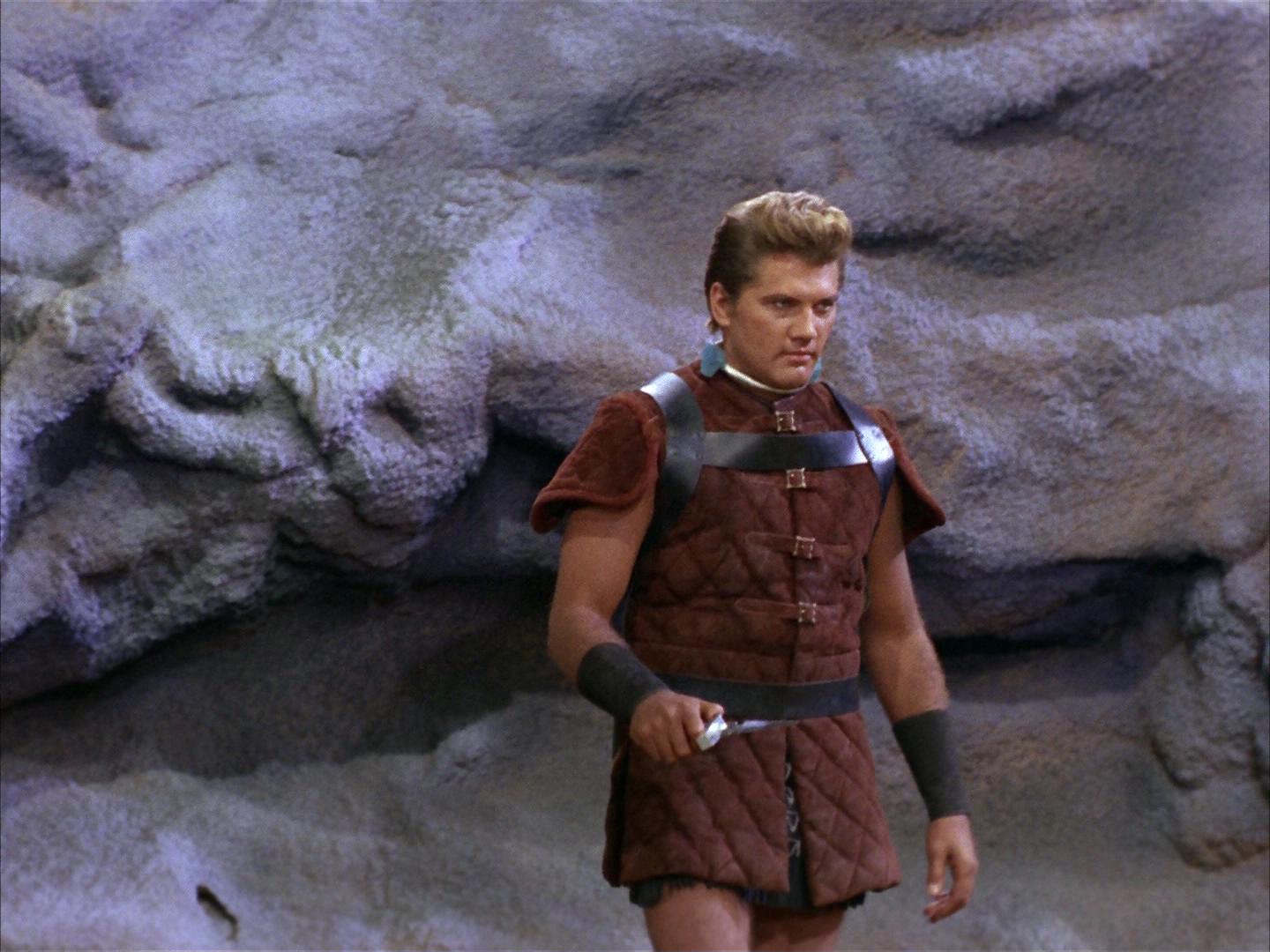 ariane179254_StarTrek_2x16_TheGamestersOfTriskelion_0160.jpg