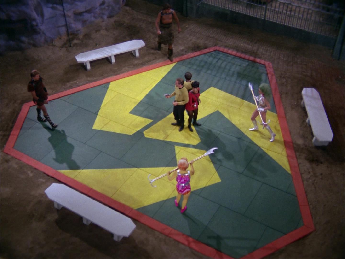 ariane179254_StarTrek_2x16_TheGamestersOfTriskelion_0161.jpg