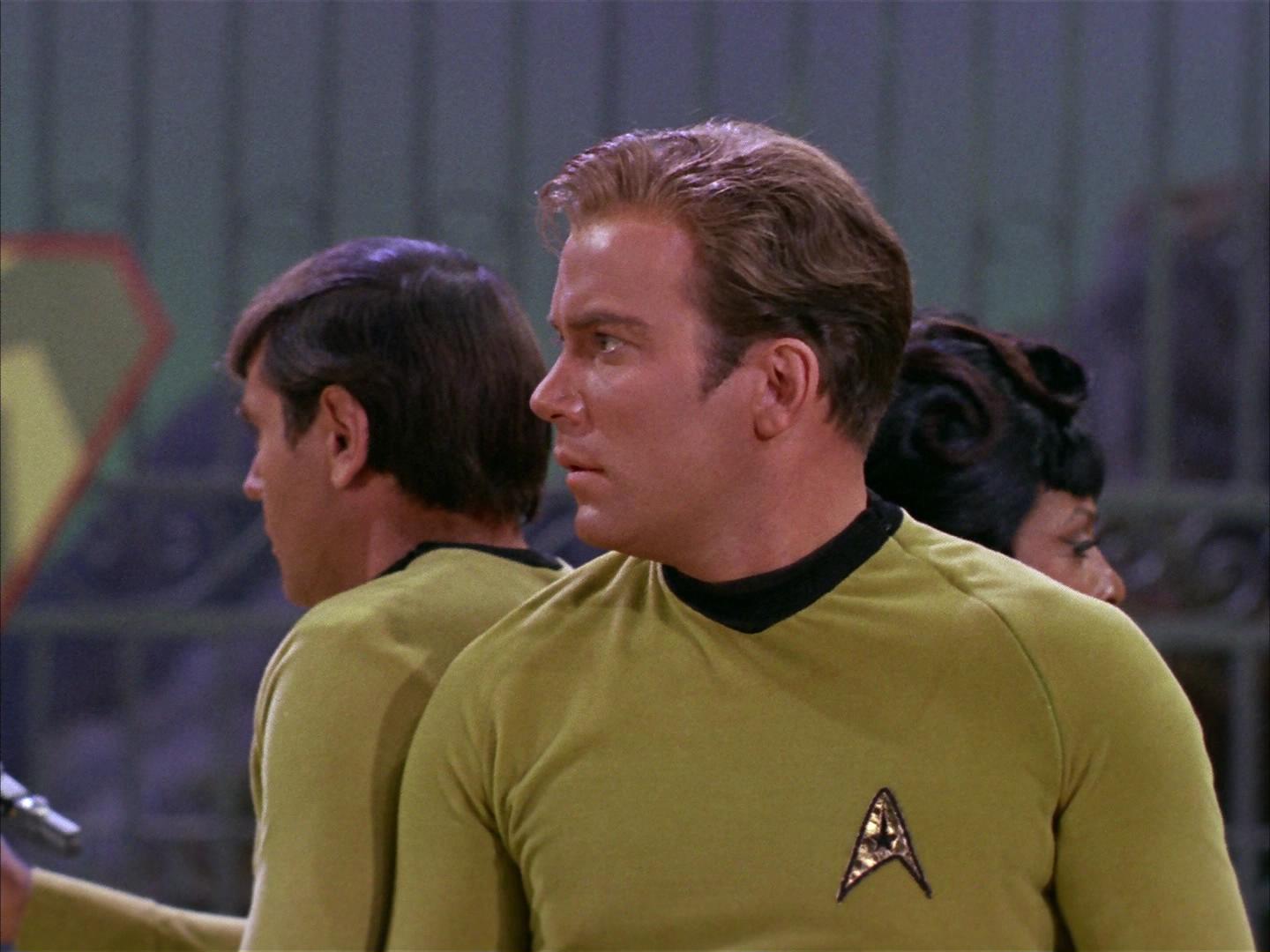 ariane179254_StarTrek_2x16_TheGamestersOfTriskelion_0166.jpg