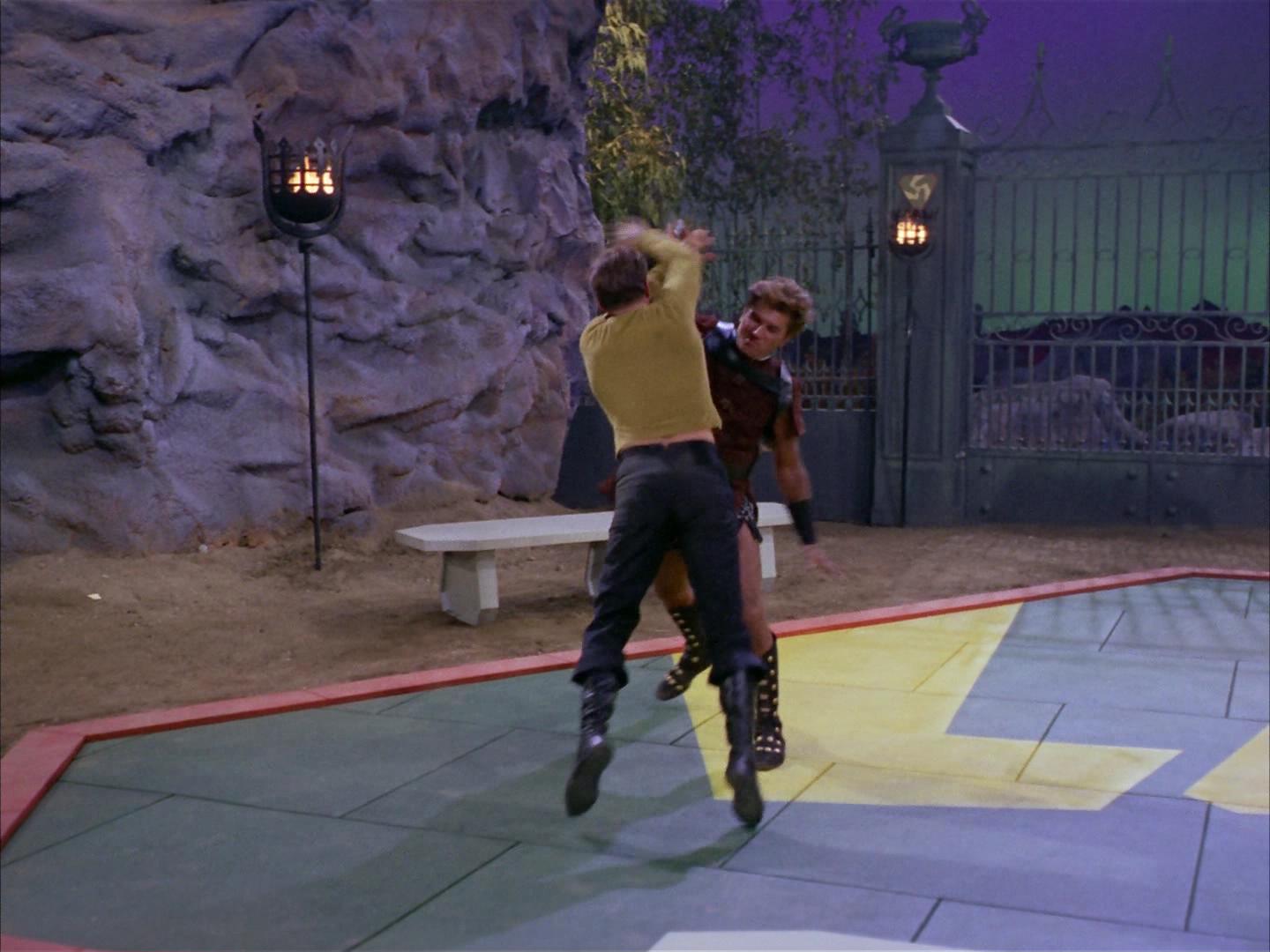 ariane179254_StarTrek_2x16_TheGamestersOfTriskelion_0191.jpg
