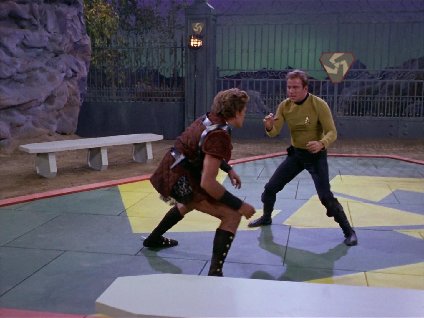 ariane179254_StarTrek_2x16_TheGamestersOfTriskelion_0202.jpg
