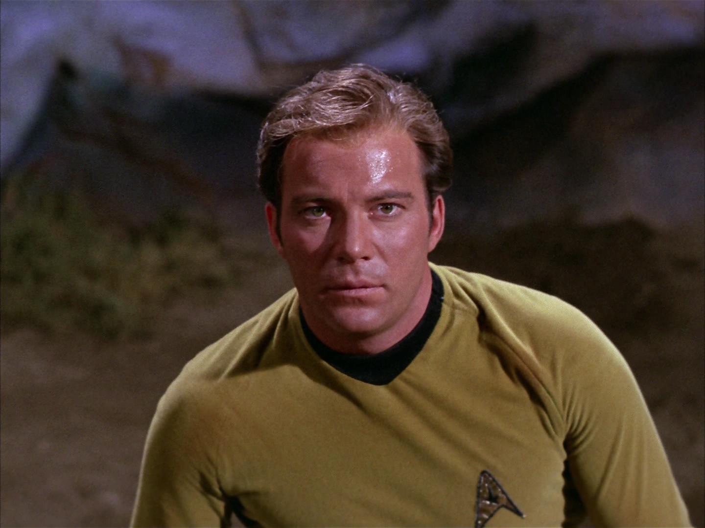 ariane179254_StarTrek_2x16_TheGamestersOfTriskelion_0327.jpg