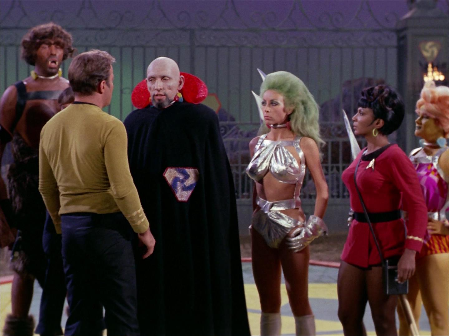 ariane179254_StarTrek_2x16_TheGamestersOfTriskelion_0335.jpg