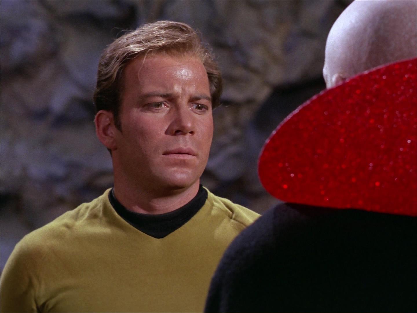 ariane179254_StarTrek_2x16_TheGamestersOfTriskelion_0338.jpg
