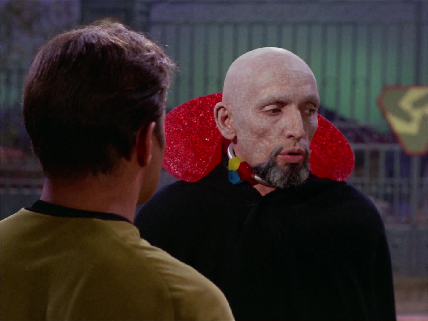 ariane179254_StarTrek_2x16_TheGamestersOfTriskelion_0353.jpg